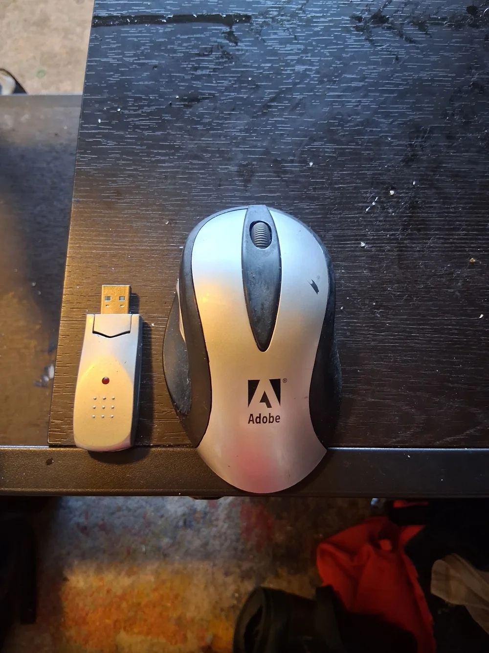 -Branded Wireless Optical Mouse in Silver and Black